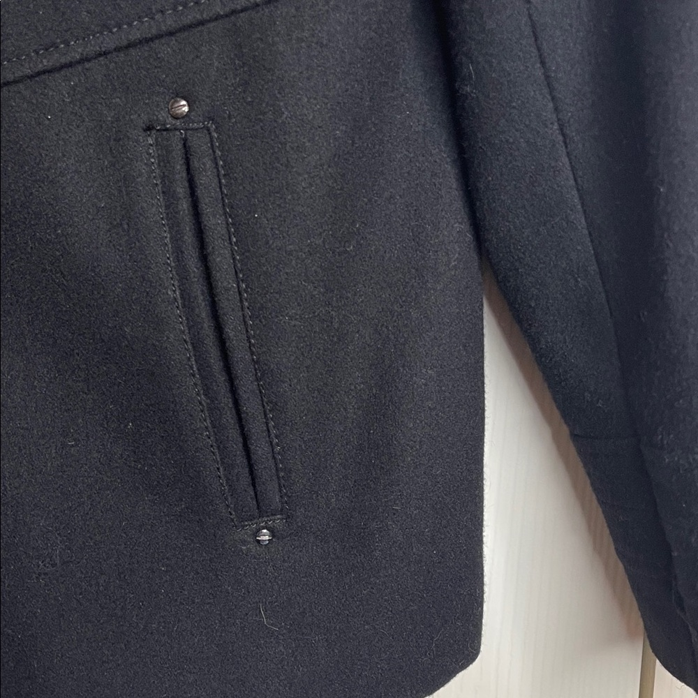 Kenneth Cole Elegant Black Double-Breasted Women's Coat - Picture 5 of 6